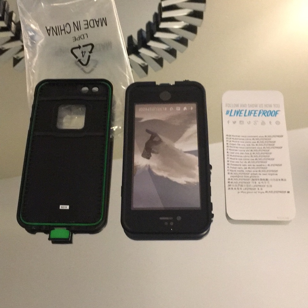 iPhone case liveproof 6